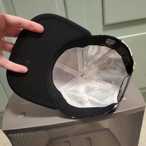 The Walking Dead TWD 2015 AMC All Over Print AOP Snapback Hat Cap OSFM VERY RARE - Picture 12 of 16